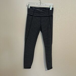 Athleta Striped Leggings‎ Navy and White Size Small